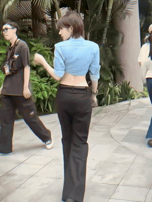 Đoạn clip 16 giây hút gần 4 triệu người xem của mỹ nhân Thỏ Ơi!!, có gì mà hot vậy?- Ảnh 1. Đoạn clip 16 giây hút gần 4 triệu người xem của mỹ nhân Thỏ Ơi!!, có gì mà hot vậy?- Ảnh 1.