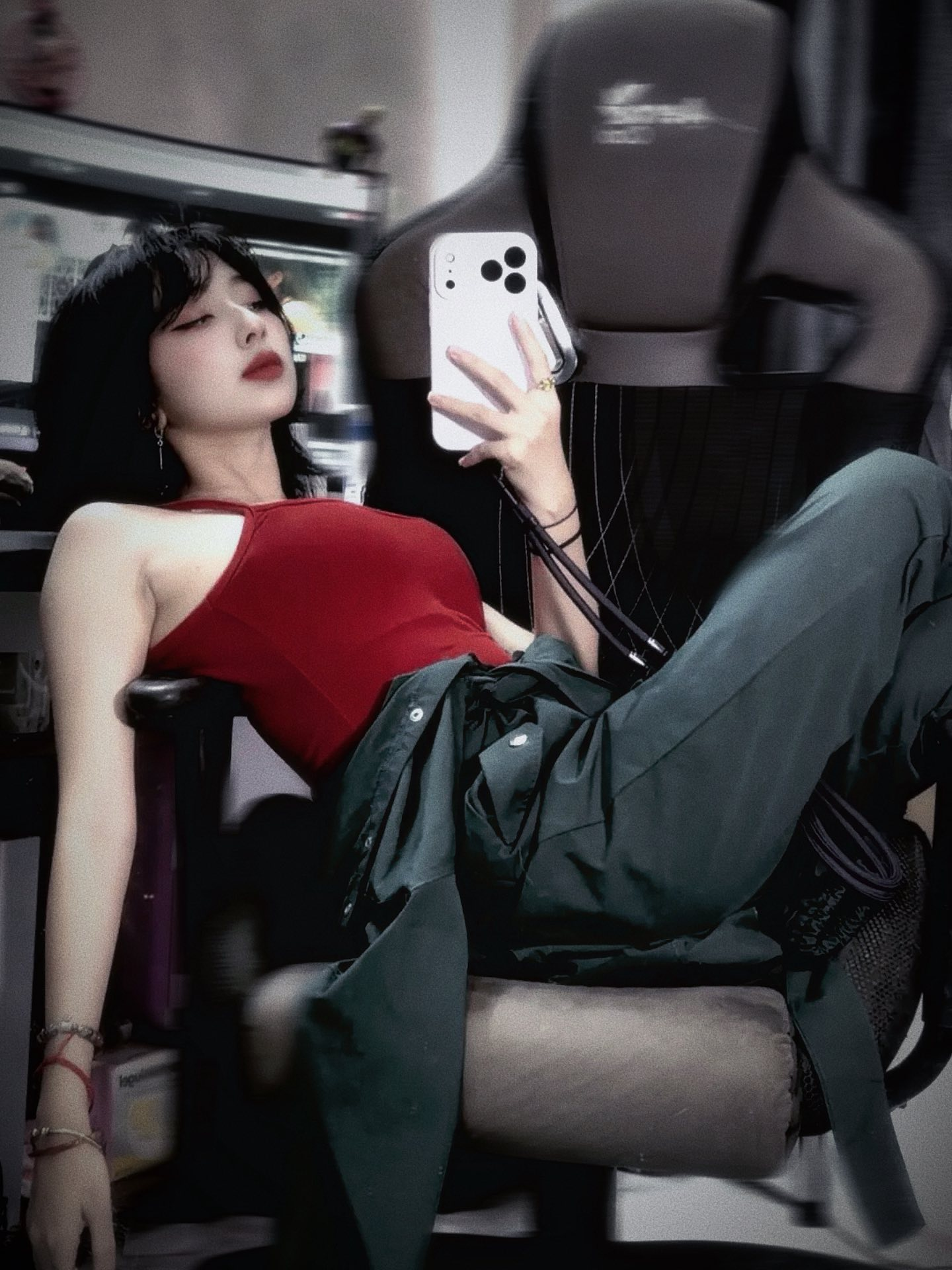 Mercury Nguyễn tung ảnh Mercury Nguyễn tung ảnh