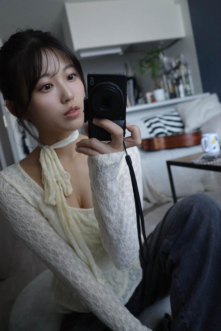 Vừa ra mắt nhạc mới trên Spotify, nữ ca sĩ tuyên bố quay xe “debut” làm diễn viên- Ảnh 7. Vừa ra mắt nhạc mới trên Spotify, nữ ca sĩ tuyên bố quay xe “debut” làm diễn viên- Ảnh 7.