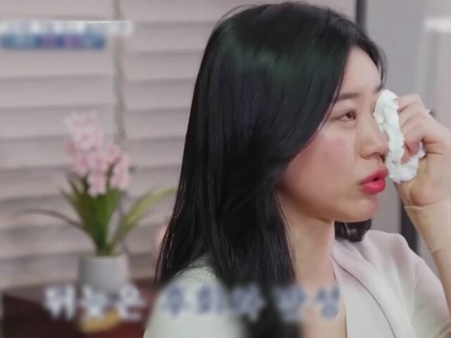 Quá khứ gây sốc của nữ pháp sư sinh năm 1998 đang vụt sáng ở show tâm linh Hàn Quốc- Ảnh 5. Quá khứ gây sốc của nữ pháp sư sinh năm 1998 đang vụt sáng ở show tâm linh Hàn Quốc- Ảnh 5.