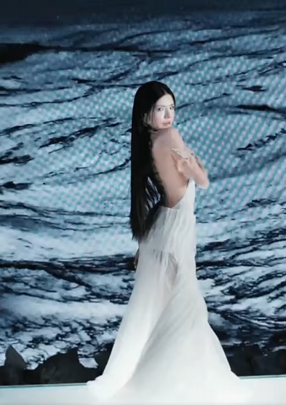 Zoom cận hình ảnh Zoom cận hình ảnh