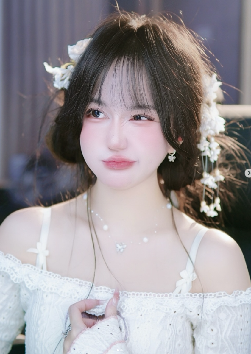 Hot girl phòng net phá khóa phong ấn, tung bộ ảnh Hot girl phòng net phá khóa phong ấn, tung bộ ảnh