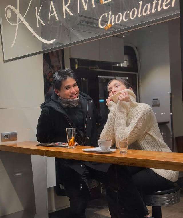 Nữ hoàng chuyển giới Nong Poy: 40 tuổi đẹp thách thức thời gian, cưới chồng hào môn gia thế khủng- Ảnh 15.