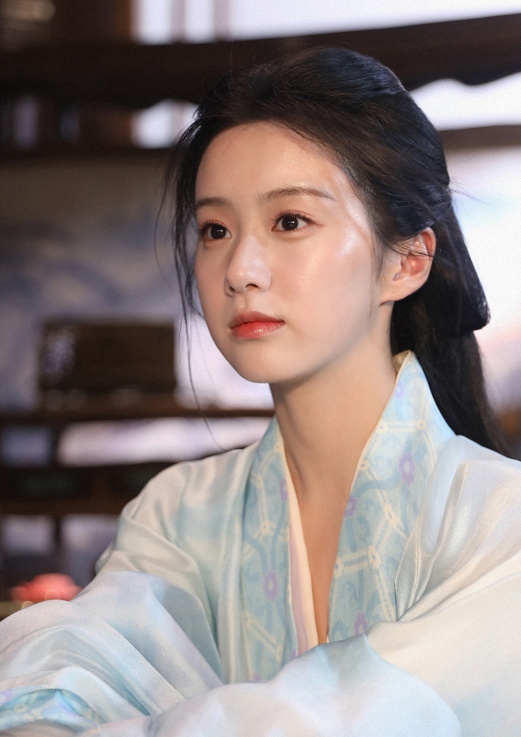 Phong hoa tuyệt đại cũng không đủ hình dung mỹ nhân này: Trời sinh để đóng cổ trang, ngắm một hồi tưởng xuyên không- Ảnh 7.