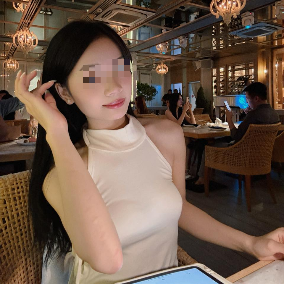 Nhan sắc của hot girl đang được CĐM quan tâm nhất lúc này- Ảnh 2.