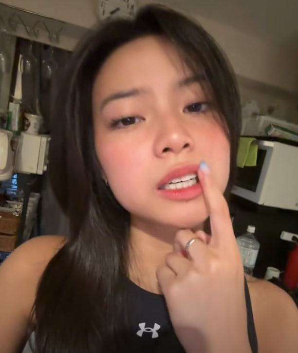 "Giả vờ" bị nhiệt miệng, hot girl có hành động không tưởng khiến người xem ngơ ngác- Ảnh 3.