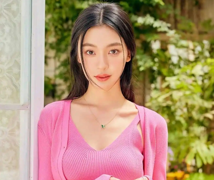 Nữ streamer có tâm hồn đẹp, tuyên bố biến tiền donate thành quỹ từ thiện công khai- Ảnh 1.