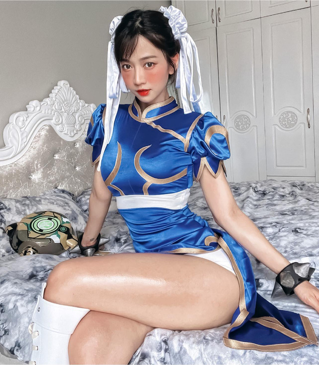 Đẳng cấp Chun-li đời thực, tung cú xoạc chân thẳng tắp, có khiến phiên bản của Lê Bống "out trình"?- Ảnh 5.