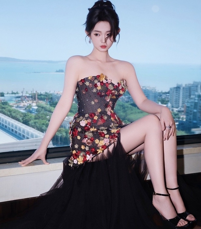 Ngắm nhan sắc cực phẩm của "nhất tỷ" làng phim ngắn, 1 năm đóng 29 phim, thu về hàng chục tỷ view- Ảnh 8.