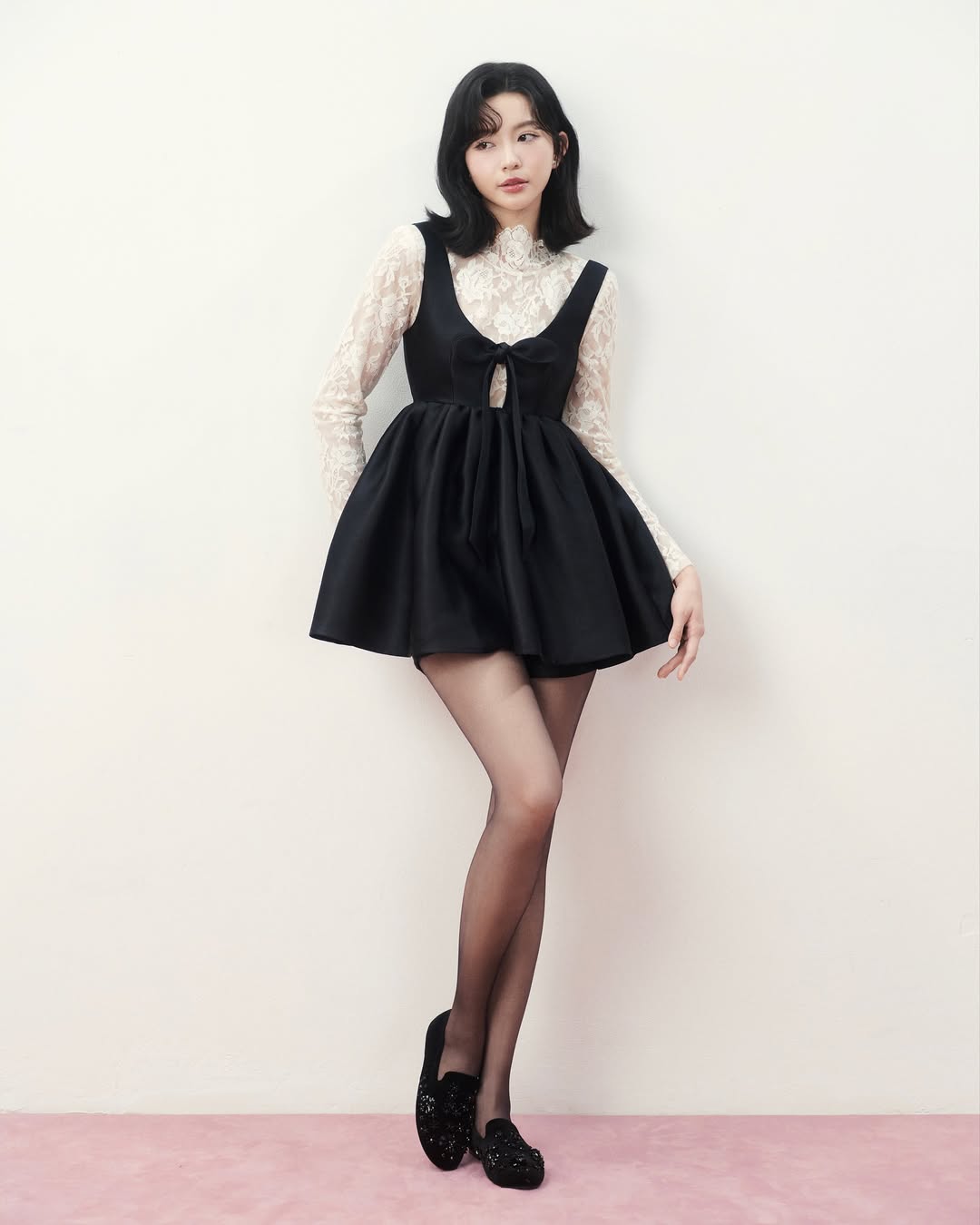 Mỹ nhân chỉ cao 1m50 nhưng mặc đẹp không trượt phát nào, xuất hiện ở đâu thì nơi đó là Paris Fashion Week- Ảnh 20.