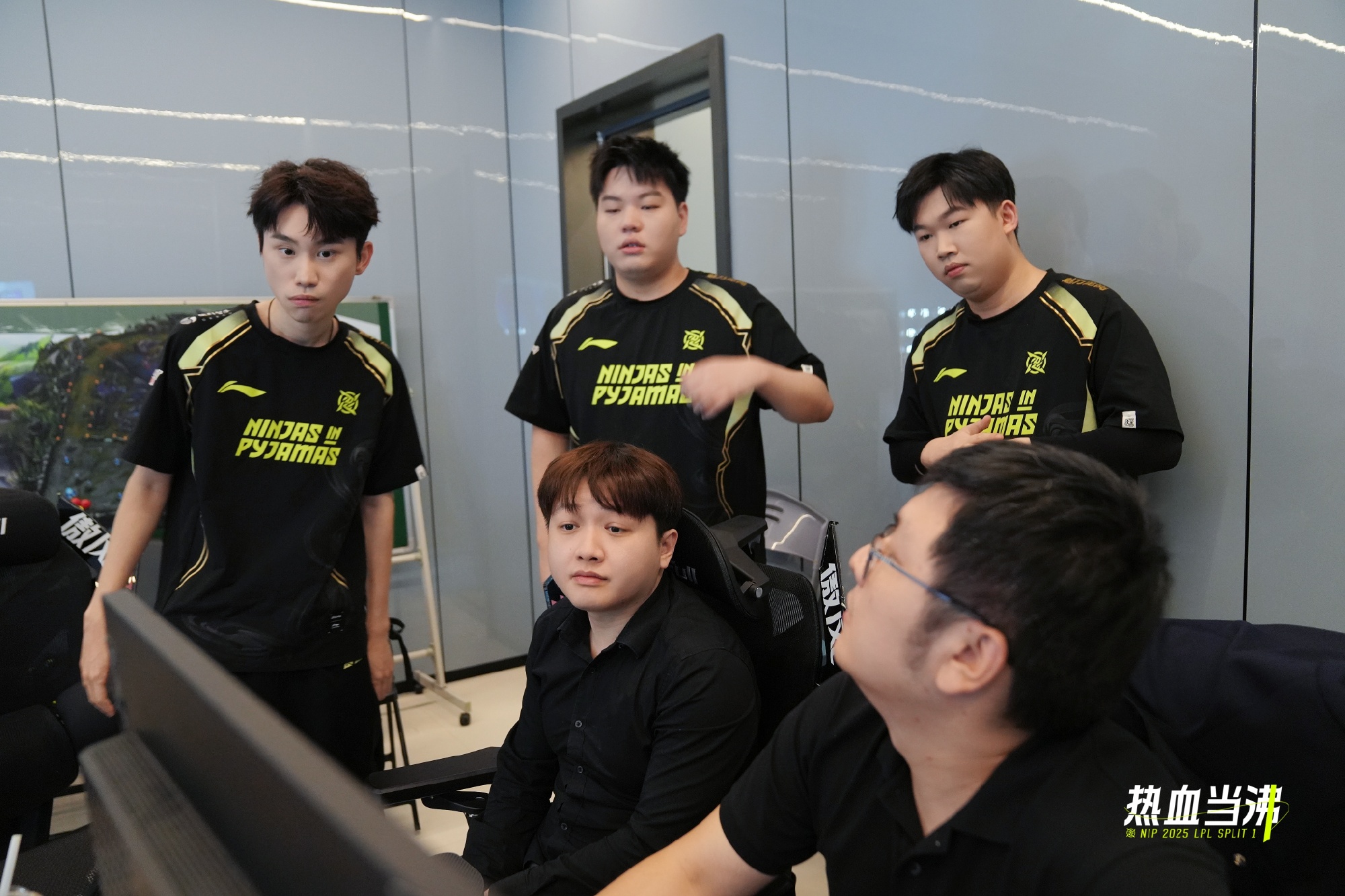 Cựu vương CKTG vô tình trở thành "đồng phạm dàn xếp tỉ số" tận 2 lần- Ảnh 3.