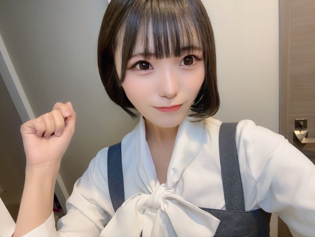 Giải nghệ rồi lại tái xuất, cô nàng hot girl chia sẻ chuyện đời đầy cay đắng, tất cả phải ngỡ ngàng- Ảnh 1.