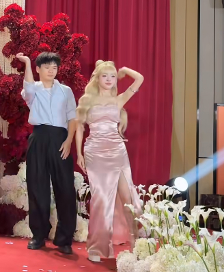 Nhảy cực sung ở đám cưới, hot girl bất ngờ viral nhờ nhan sắc đỉnh cao- Ảnh 2.