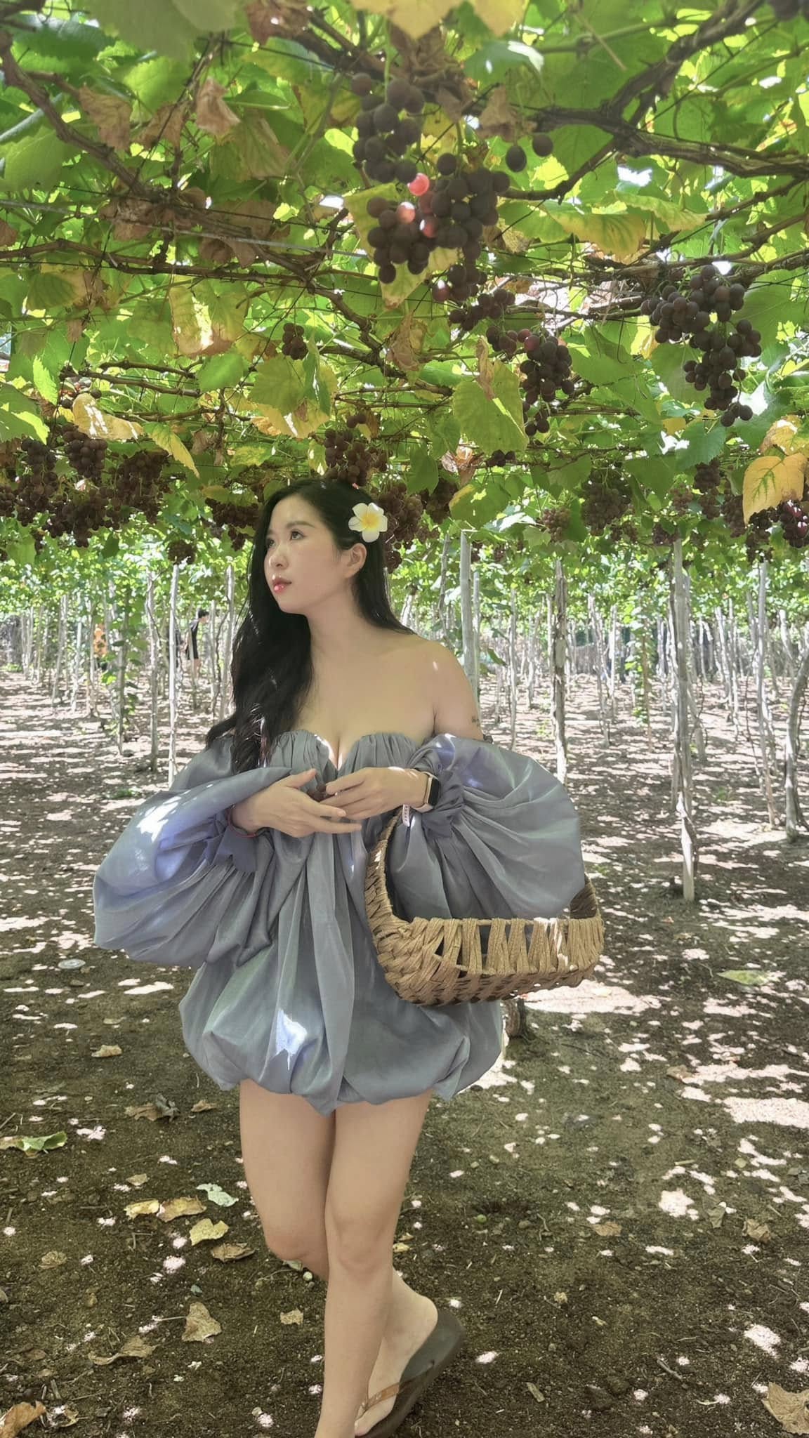 Hết bị hoài nghi thay đổi ngoại hình, hot girl xinh đẹp lại dính thị phi "từ trên trời rơi xuống"- Ảnh 7.