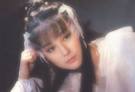 Soi dàn mỹ nhân thủ vai Tiểu Long Nữ: Từ tượng đài kinh điển đến những bản chuyển thể gây tranh cãi- Ảnh 9.