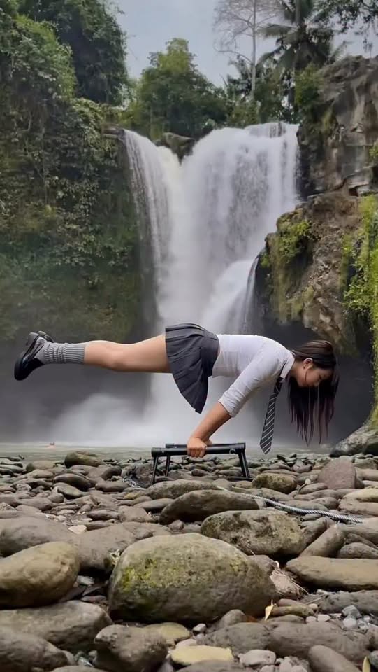 Sử dụng AI tạo video nữ sinh tập gym, kênh Facebook liên tục hút triệu view, cứ đăng clip là viral nhanh chóng?- Ảnh 3.