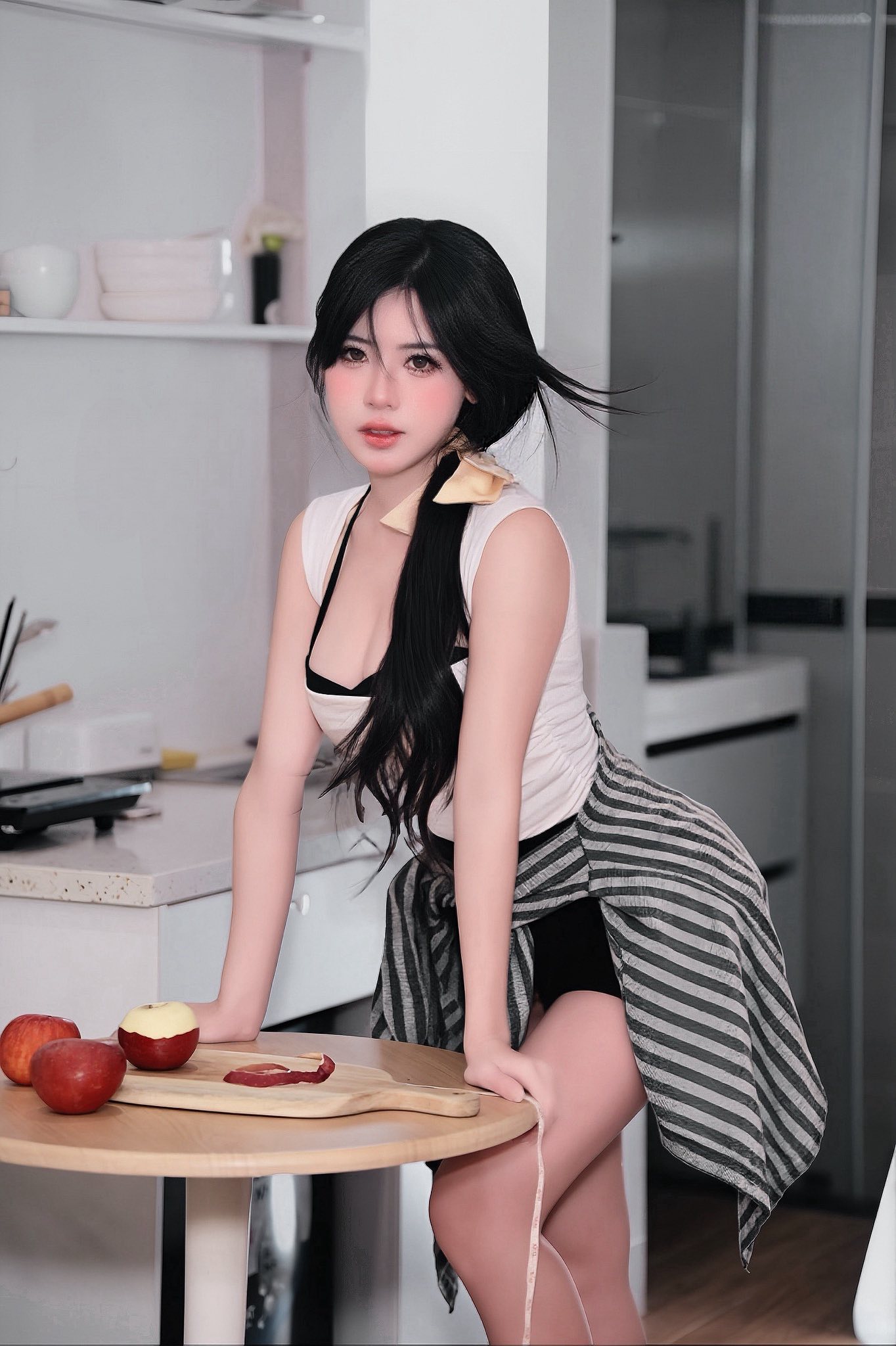 Hóa vai phản diện, UNa To Uyen khiến MXH phải choáng váng khi "lên đồ" nghiêm túc- Ảnh 1.