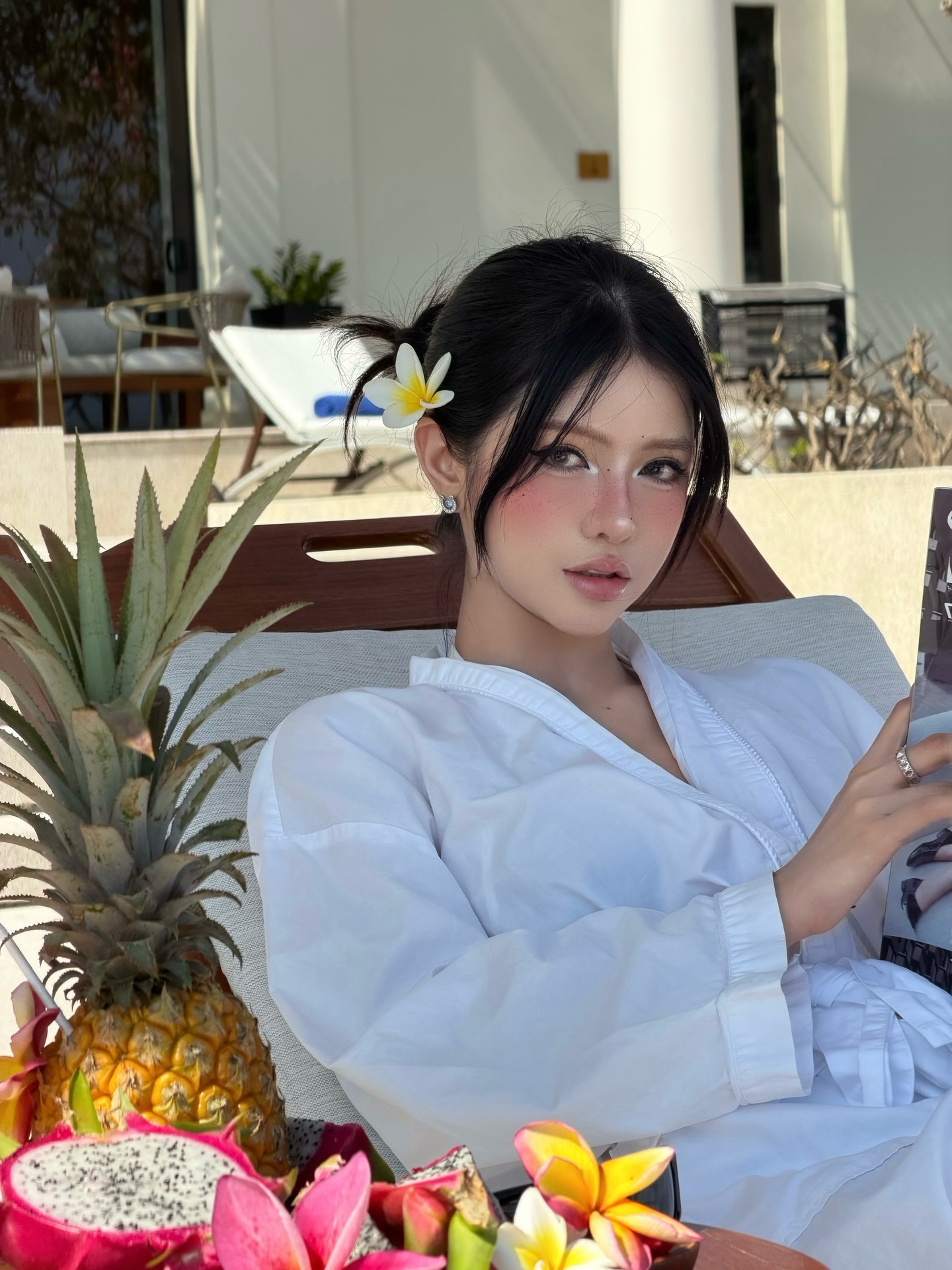 Lâu ngày không gặp, Ciin Thảo Ly tung bộ ảnh bikini đẹp đến nỗi fan cảm thán "không thể tin được"- Ảnh 1.