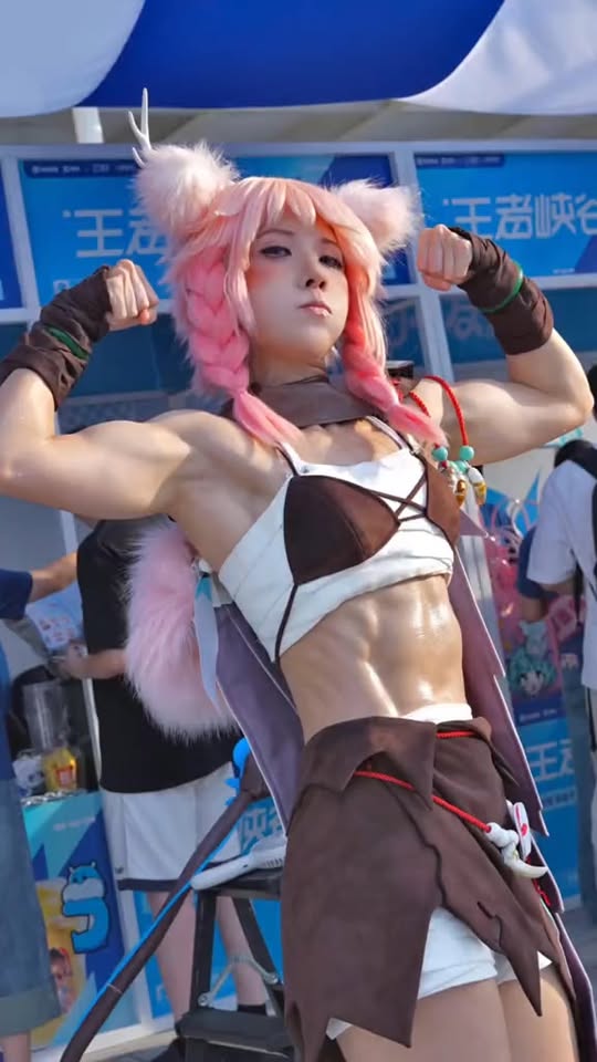 Sẽ thế nào nếu gymer trở thành coser? hot girl này chính là câu trả lời rõ ràng nhất- Ảnh 4.