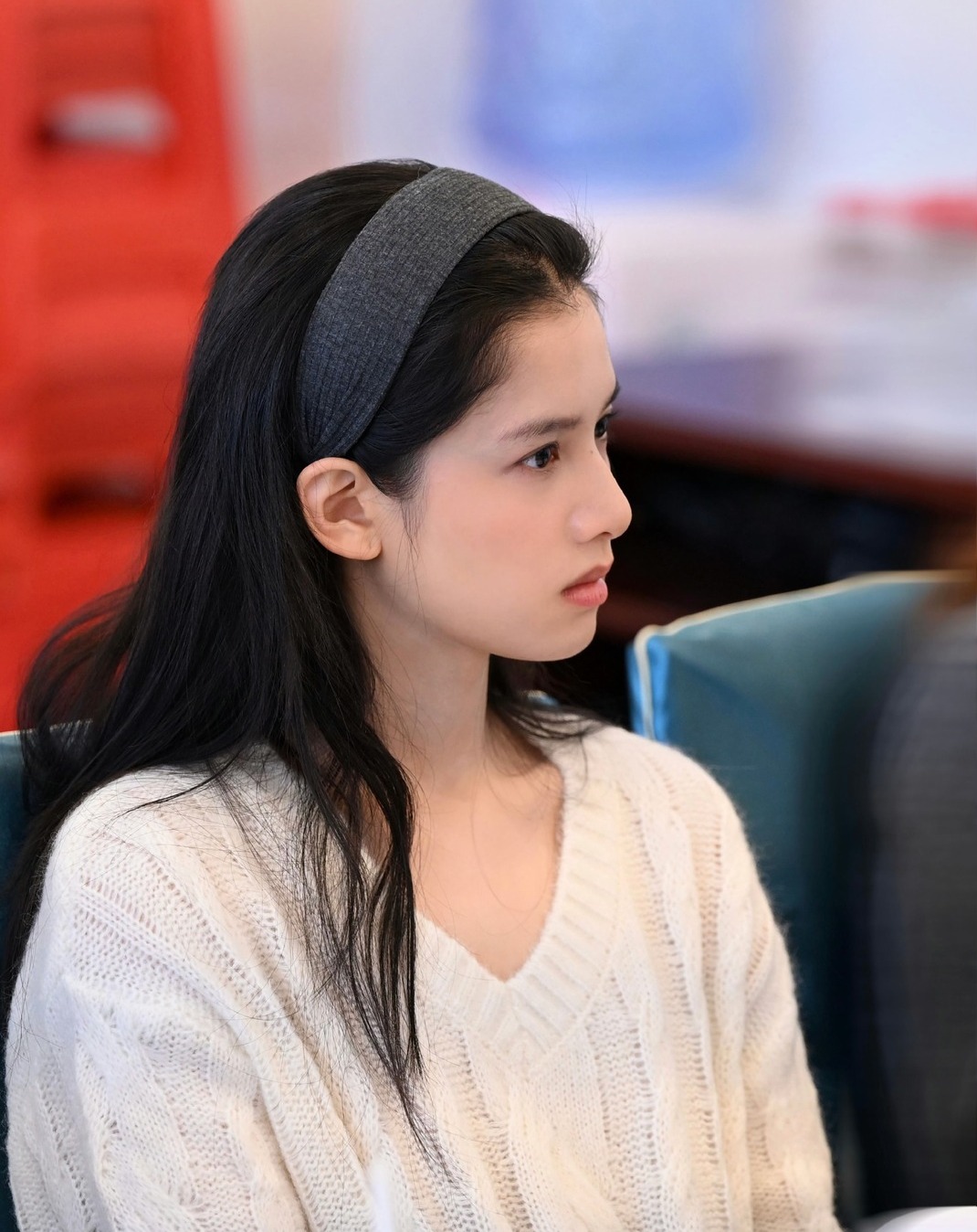 10 nữ thần mặt mộc đẹp nhất Trung Quốc: Địch Lệ Nhiệt Ba xếp sau Vương Sở Nhiên, hạng 1 soi cả ngày không ra khuyết điểm- Ảnh 7.