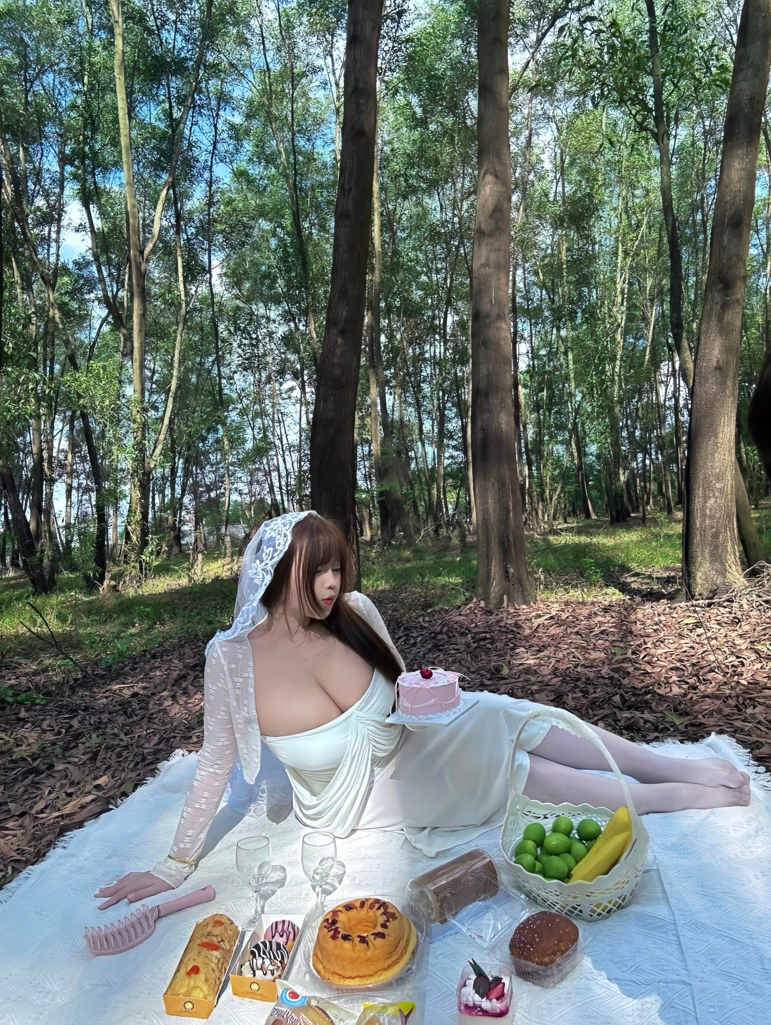 Lý giải sức hút Pi Tiên, hot girl tự kiến tạo luật chơi, fan nguyện chung thuỷ cả đời- Ảnh 6.