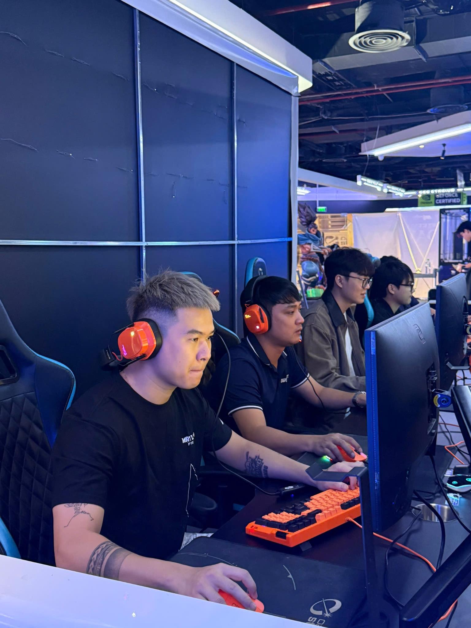 Mật Lệnh FPS PC tổ chức sự kiện ra mắt: Streamer đình đám Rambo khuấy động cộng đồng game thủ Việt.- Ảnh 5. Mật Lệnh FPS PC tổ chức sự kiện ra mắt: Streamer đình đám Rambo khuấy động cộng đồng game thủ Việt.- Ảnh 5.