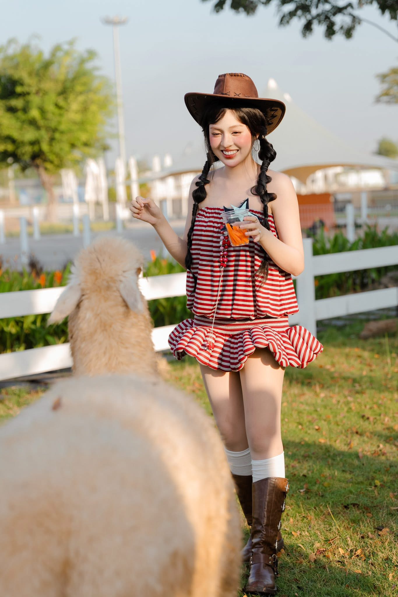 "Hot girl trứng rán" tự tin khoe làn da mộc mạc, nhan sắc thực sự cực mướt sau nhiều lần "dìm hàng"!- Ảnh 4.