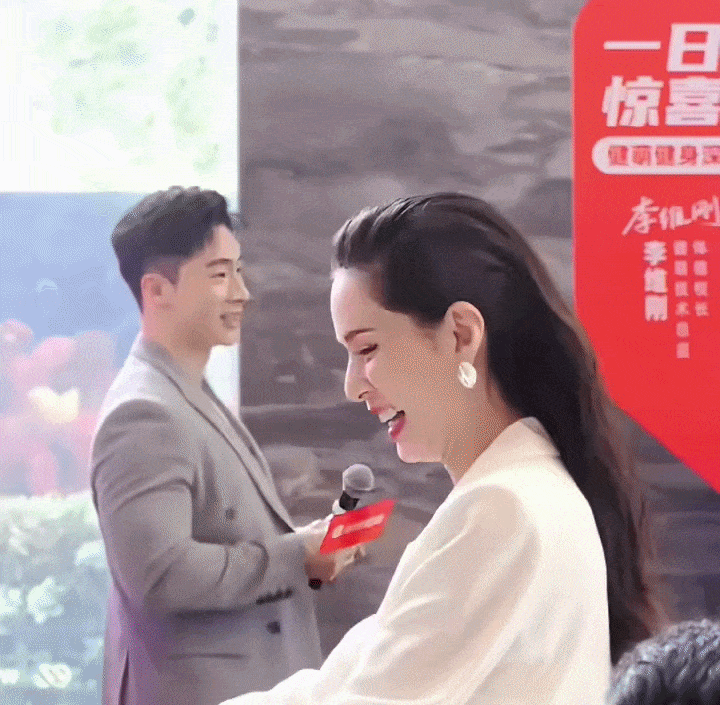 Càng nhìn Tiểu Long Nữ đẹp nhất màn ảnh càng thấy không giống con người- Ảnh 1.