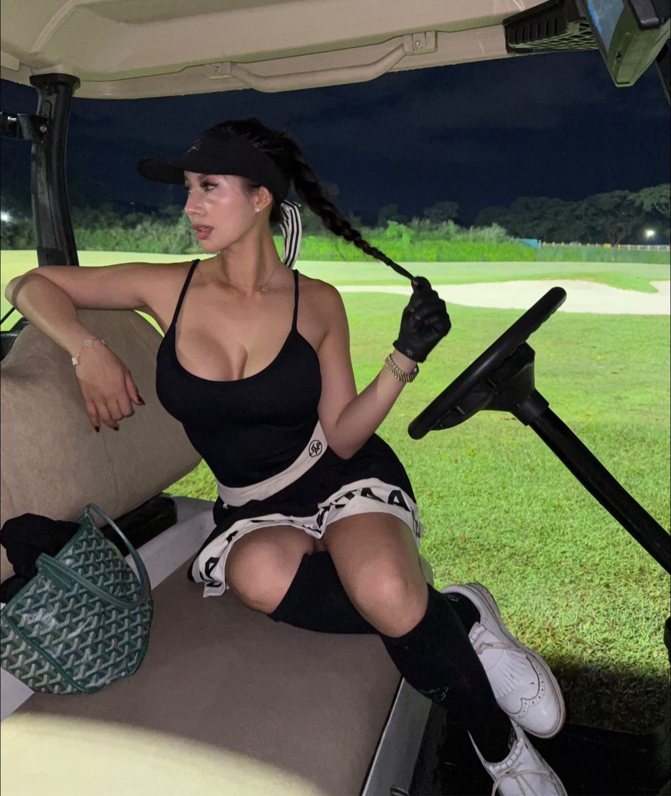 Hàng triệu người mải mê theo dõi một hot girl đánh golf, phải chăng bộ môn thể thao sắp "viral" trở lại?- Ảnh 3.