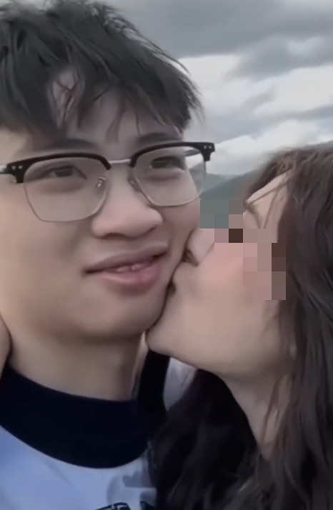 3 năm ròng rã cùng viết nên "thanh xuân Liên Quân": Tiếc cho mối tình Kim Ngân - BirdLB dừng lại ngay sát vạch đích!- Ảnh 4.