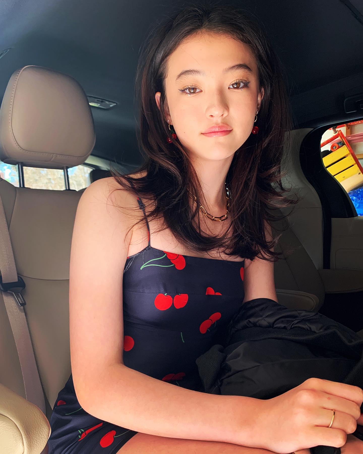 Nhan sắc sau 16 năm của "bé gái đẹp nhất thế giới" gây bão toàn cầu- Ảnh 7.