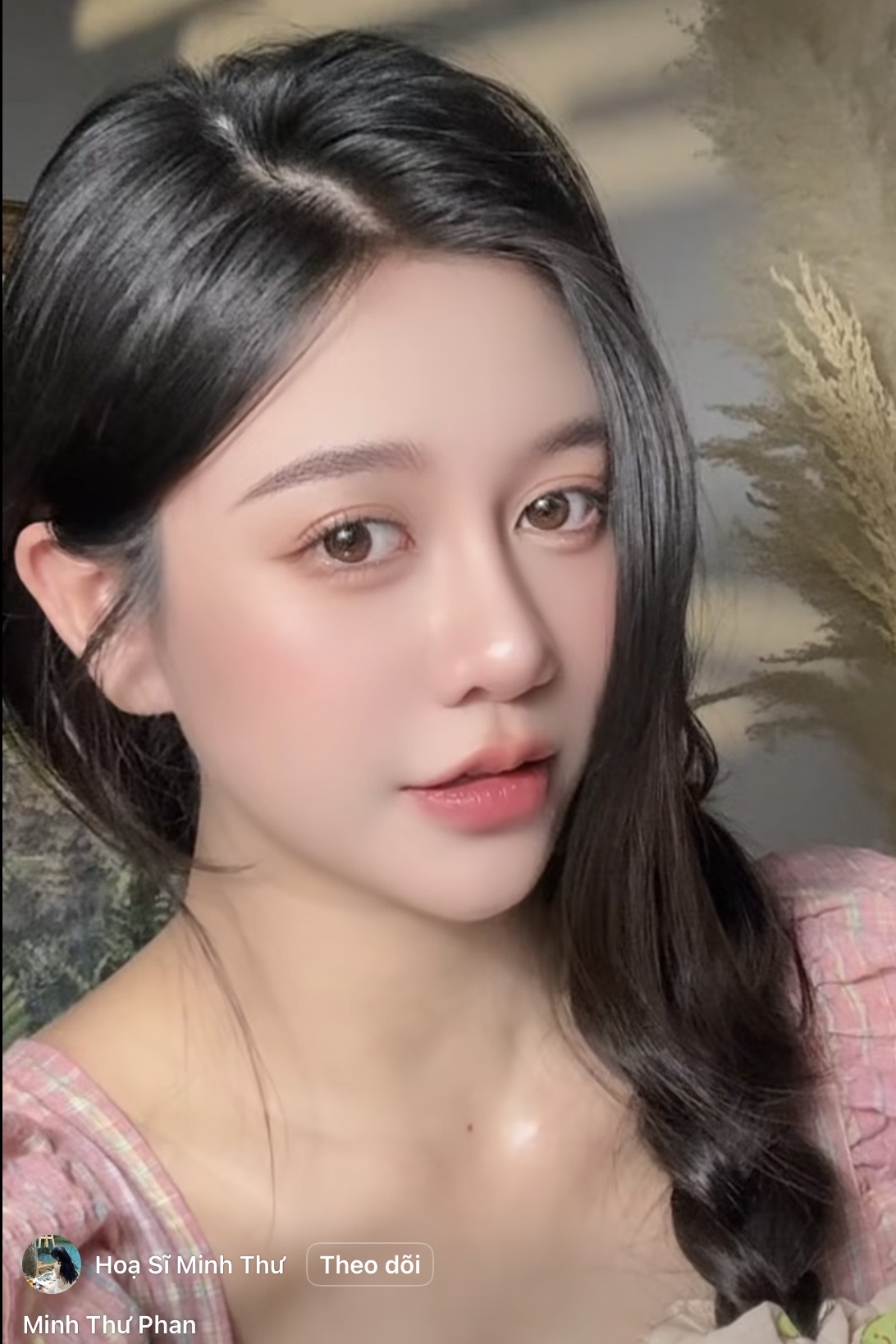 Quá xinh đẹp, nữ hoạ sĩ có nỗi khổ, cứ đăng bài là bị gắn mác "câu view"- Ảnh 6.