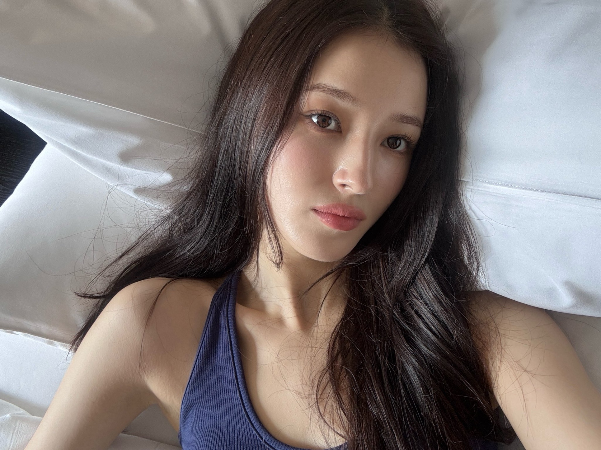 "Cô gái đẹp nhất hành tinh" từng là hot girl phố đi bộ Hà Nội: 9 năm đã trôi qua, hiện tại ra sao?- Ảnh 1.