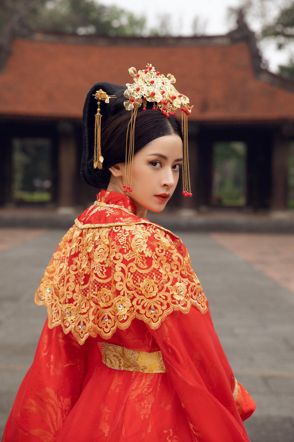 Mỹ nhân đẹp nhất Việt Nam: Nhan sắc ngày càng siêu thực, một lần “chiến” quốc tế thay đổi cả bộ mặt Vbiz- Ảnh 3. Mỹ nhân đẹp nhất Việt Nam: Nhan sắc ngày càng siêu thực, một lần “chiến” quốc tế thay đổi cả bộ mặt Vbiz- Ảnh 3.