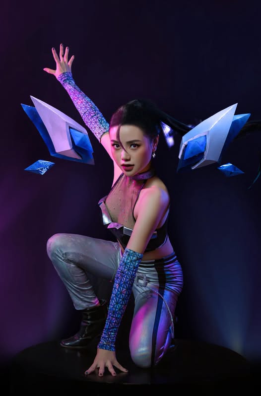 Chạm mặt Ái Nữ Hư Không Kai'Sa phiên bản Mai Linh Zuto, fan nam "gục ngã"- Ảnh 1.