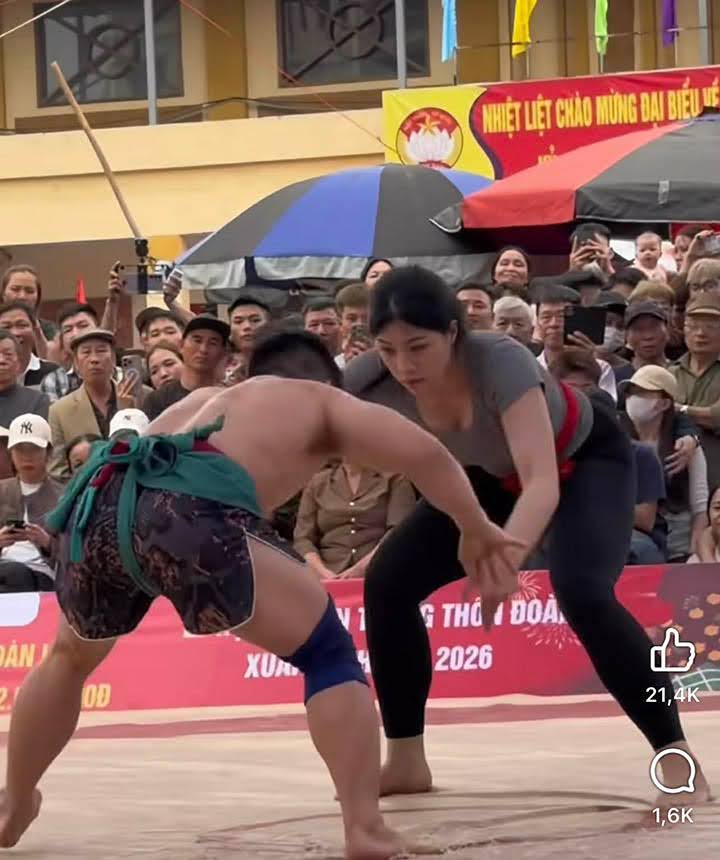 "Nữ thần sới vật" xinh đẹp gây bão hội làng Bắc Ninh: Bỏ túi 50 triệu mùa du xuân, hé lộ gu bạn trai đầy bất ngờ- Ảnh 1.