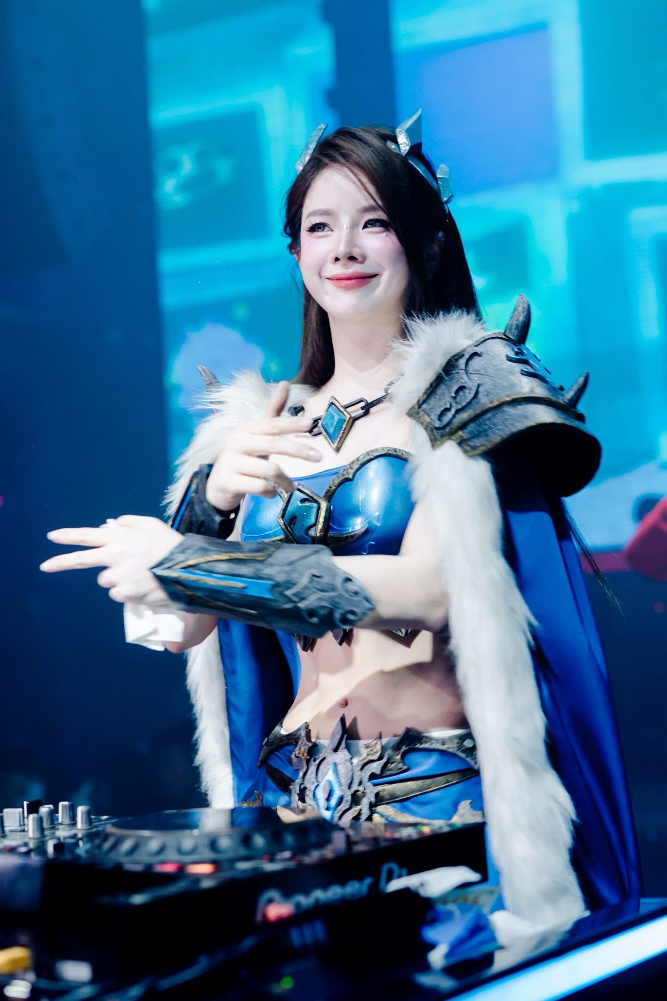 DJ Mie lại tung "skin", vừa xuất hiện đã khiến fan gục ngã- Ảnh 5.