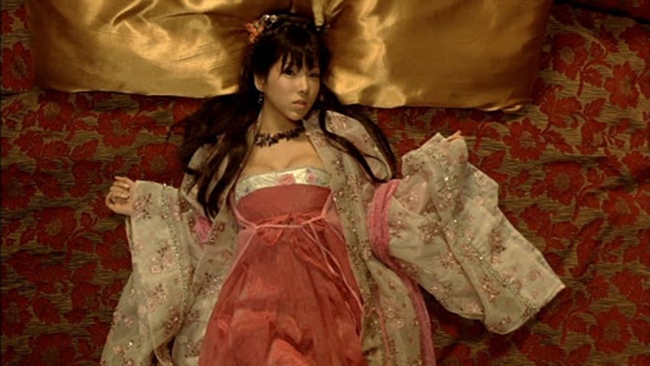 Bản Kim Bình Mai "cháy" nhất lịch sử: Khi 3 mỹ nhân Nhật Bản thống trị màn ảnh Hong Kong- Ảnh 1. Bản Kim Bình Mai "cháy" nhất lịch sử: Khi 3 mỹ nhân Nhật Bản thống trị màn ảnh Hong Kong- Ảnh 1.