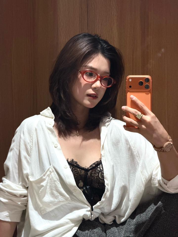 Hoàng Yến Chibi thả ảnh "hững hờ", fan không khỏi thích thú gật gù tán dương- Ảnh 3.