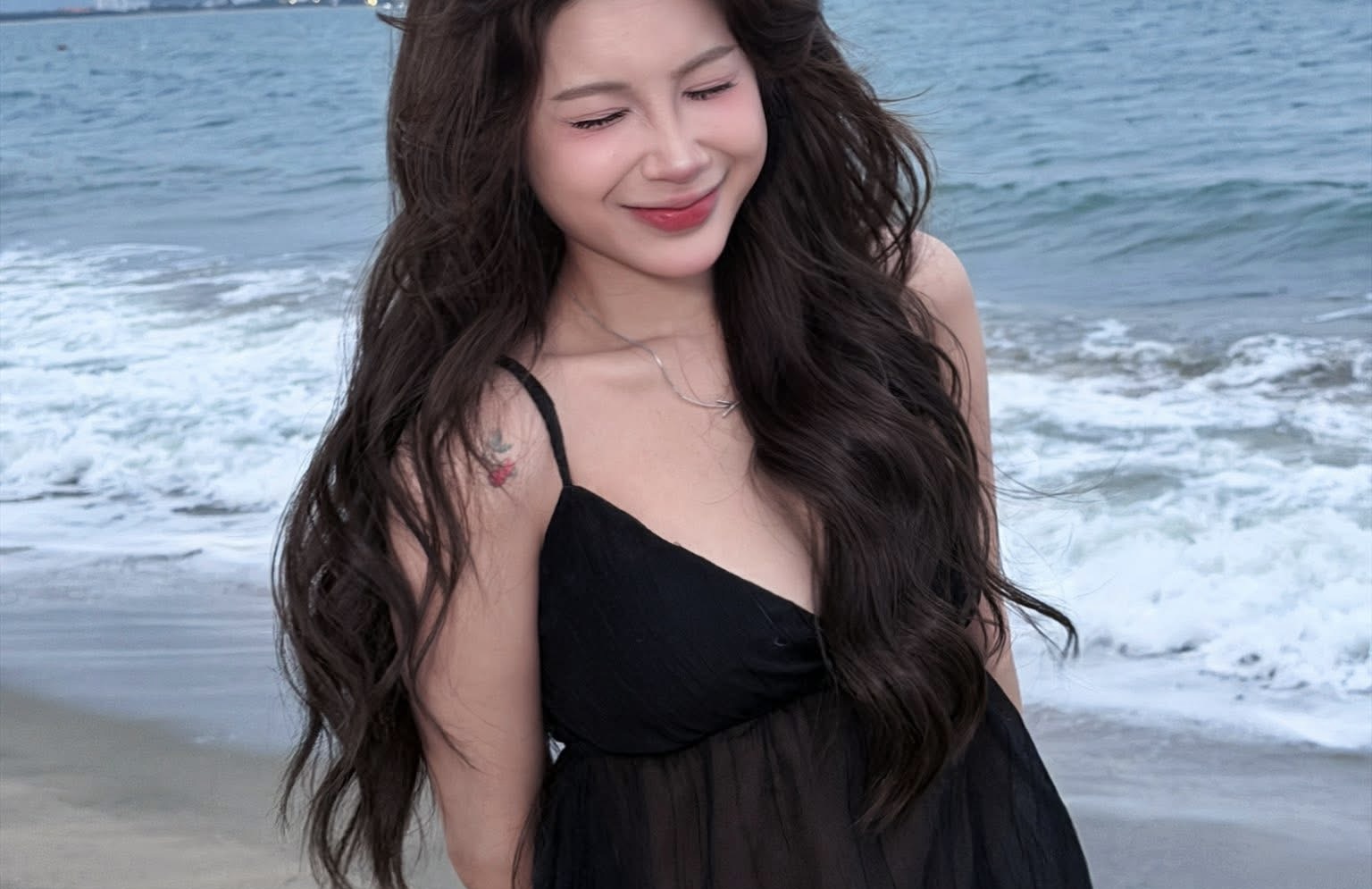 Hình ảnh cá nhân bị kẻ giả mạo lợi dụng, nữ streamer lên tiếng bóc trần!- Ảnh 1.