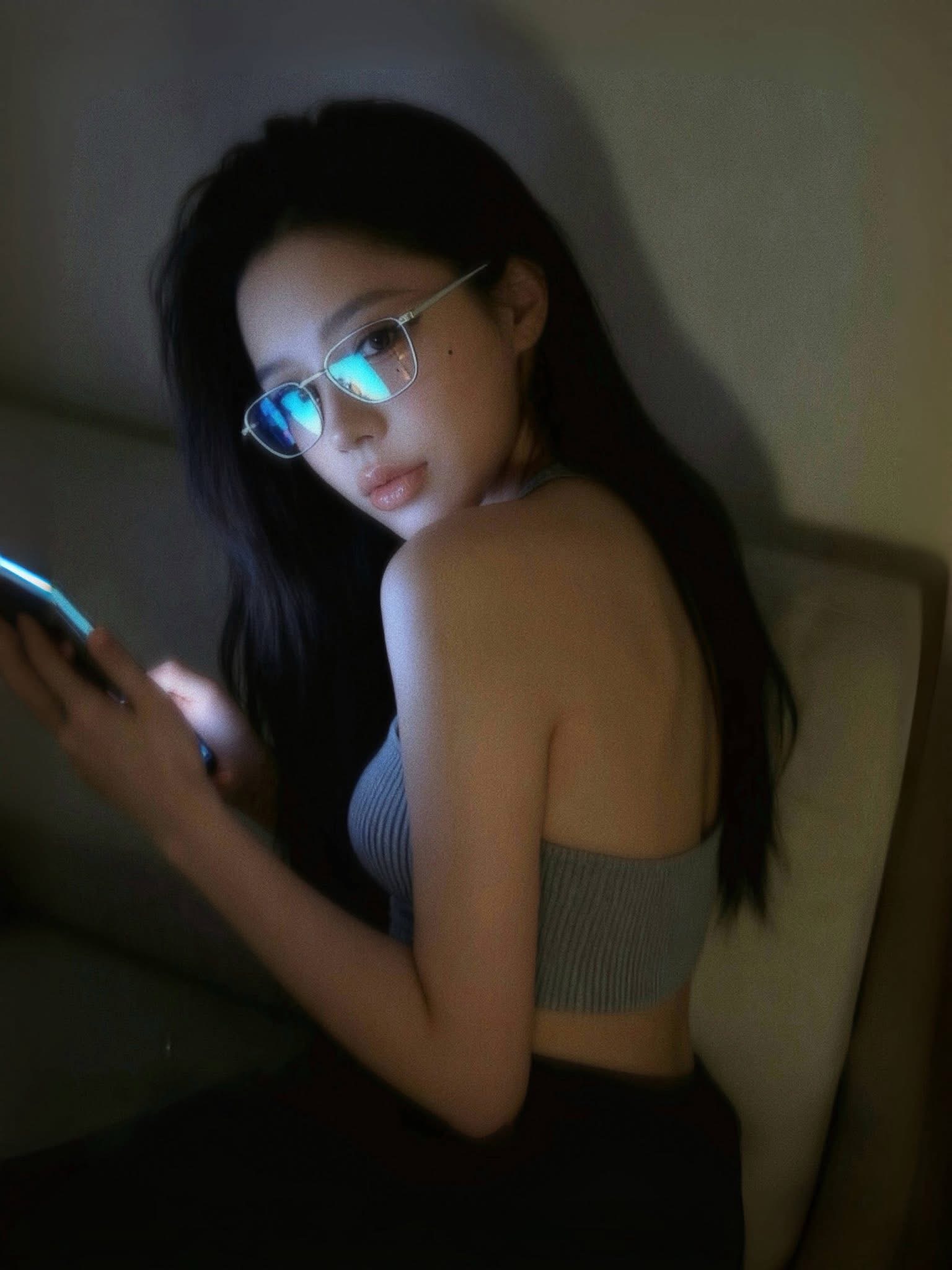 Chán gợi cảm táo bạo, diện mạo "phú bà" Yogurt phiên bản 2026 cỡ nào mà fan thấy không quen- Ảnh 4.