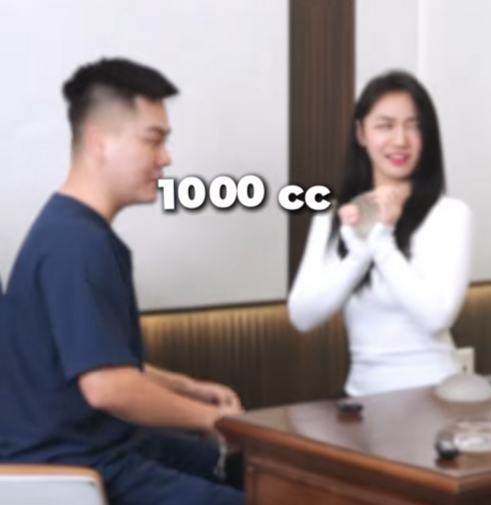 Trần Hà Linh chuẩn bị trùng tu nhan sắc? "Độ" vòng 1 siêu khủng khiến CĐM choáng váng- Ảnh 3.