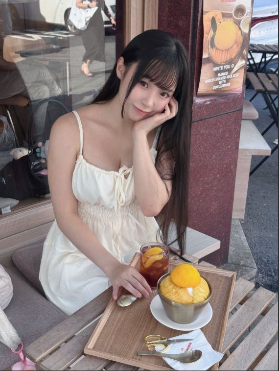 Bị kẻ xấu giả mạo hình ảnh gợi cảm để trục lợi, hot girl xinh đẹp bức xúc lên tiếng- Ảnh 2.