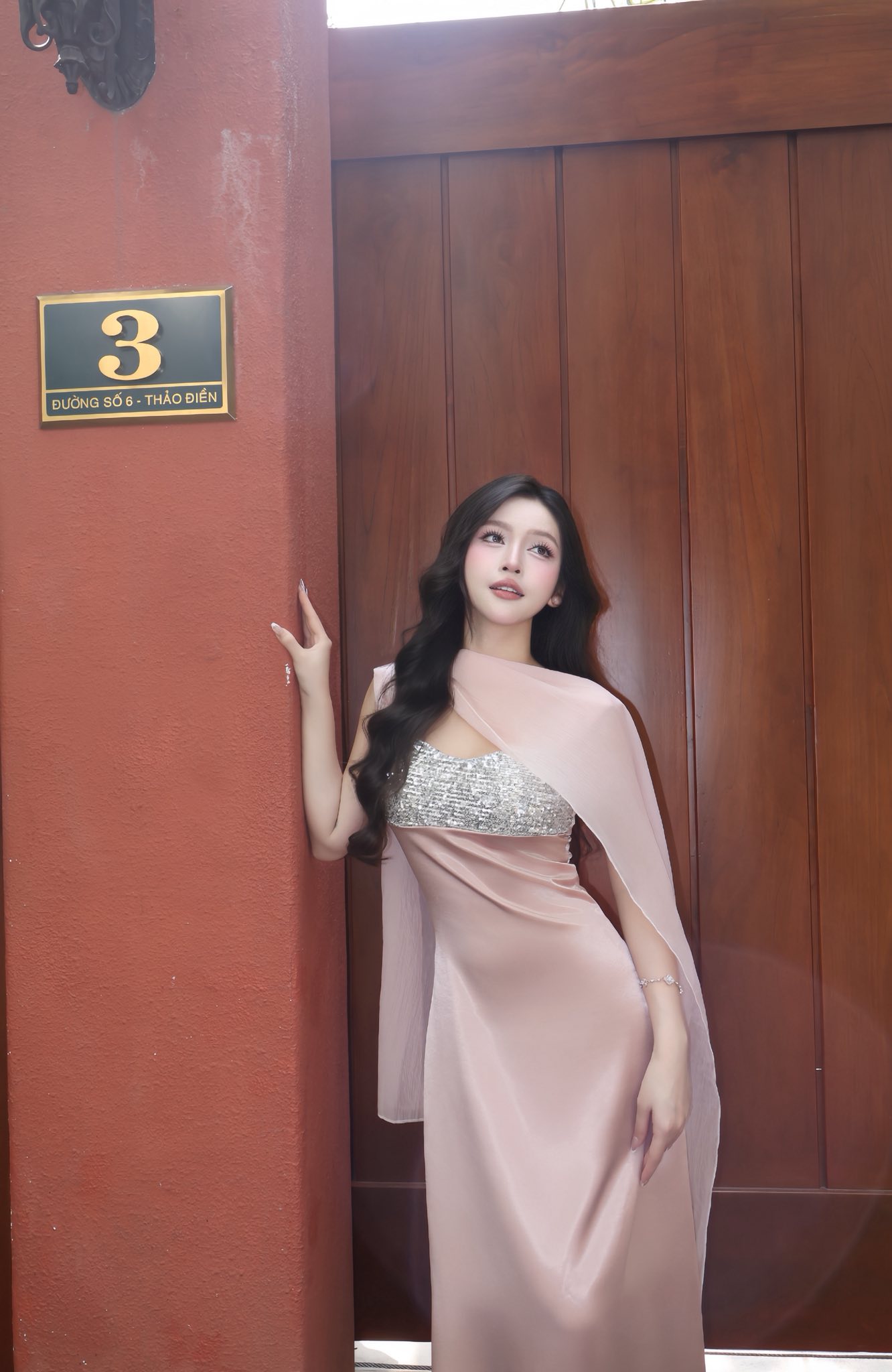 Không thể rời mắt với bộ ảnh "đón nắng hè" của nàng mẫu Sài thành, khiến triệu anh em "rụng rời" mê đắm- Ảnh 7.