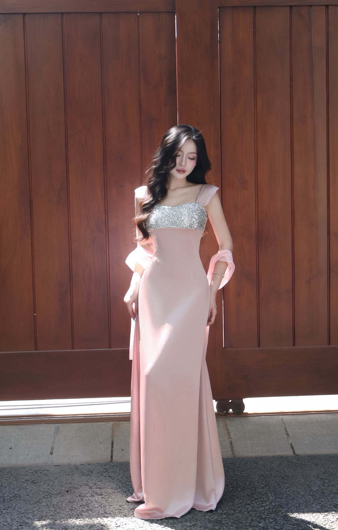 Không thể rời mắt với bộ ảnh "đón nắng hè" của nàng mẫu Sài thành, khiến triệu anh em "rụng rời" mê đắm- Ảnh 6.