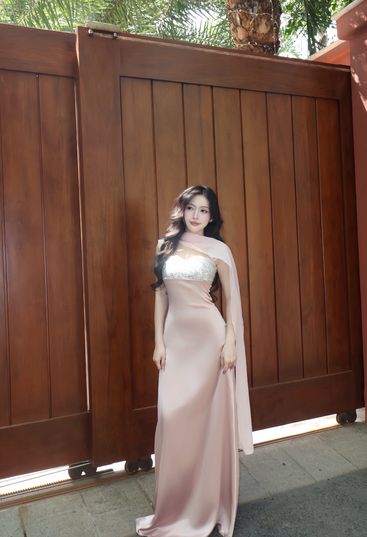 Không thể rời mắt với bộ ảnh "đón nắng hè" của nàng mẫu Sài thành, khiến triệu anh em "rụng rời" mê đắm- Ảnh 4.