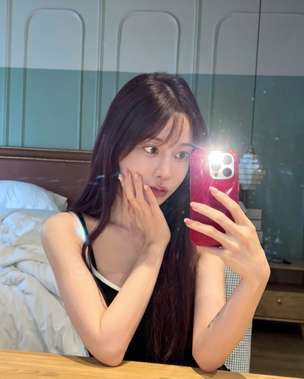 Tuyên bố nghỉ vô thời hạn, hot girl xinh đẹp khiến fan hoảng sợ, vội lên tiếng đính chính- Ảnh 2.