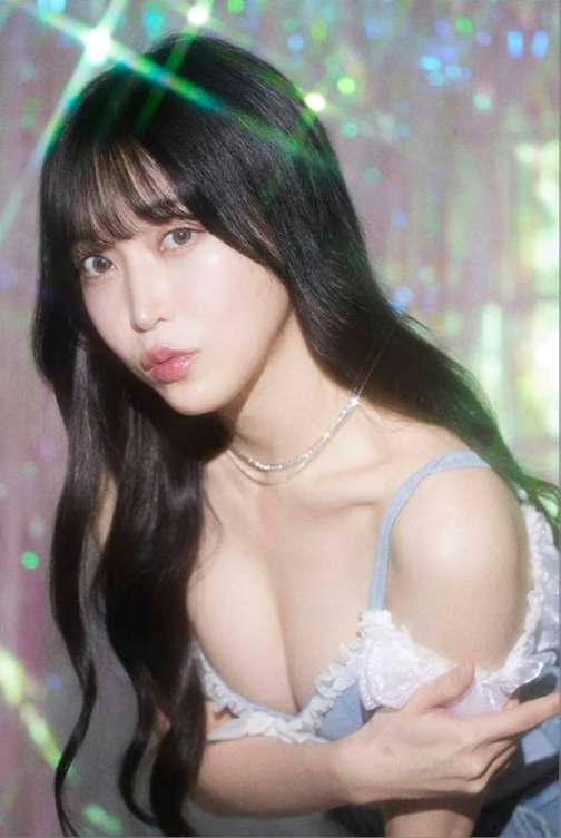 Tuyên bố nghỉ vô thời hạn, hot girl xinh đẹp khiến fan hoảng sợ, vội lên tiếng đính chính- Ảnh 3.