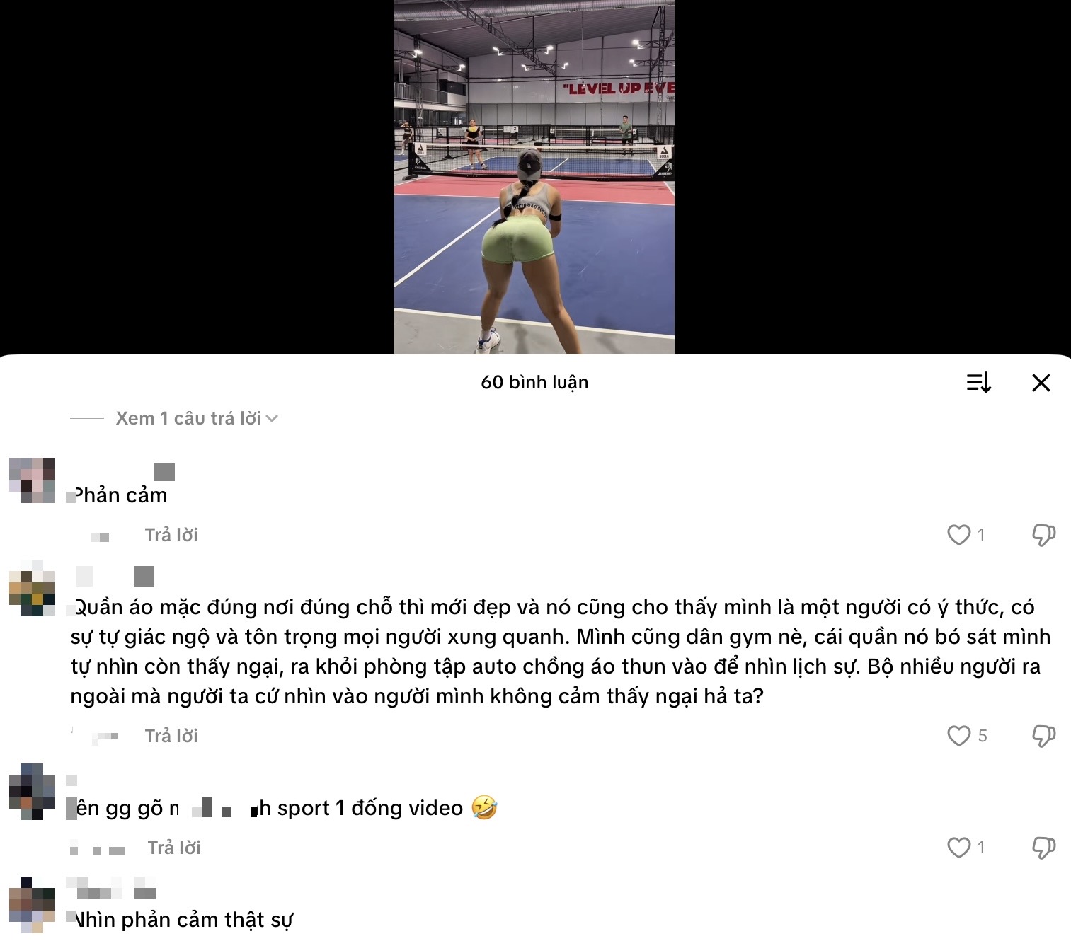 Bị chỉ trích phản cảm, loạt clip gây phẫn nộ vẫn chiếm sóng, cố tình chỉ để nổi tiếng?- Ảnh 8.