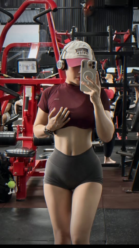 Đi tập gym nhưng bị chê "uống trà sữa", hot girl đáp trả "anti-fan" bằng một hành động không ngờ- Ảnh 5.